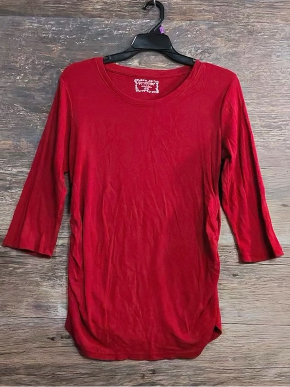 Motherhood Maternity Red 3/4 Sleeve Crewneck Top